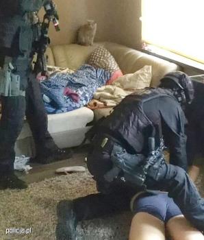 Skuteczne działania wymierzone w handel środkami zastępczymi, tzw. dopalaczami