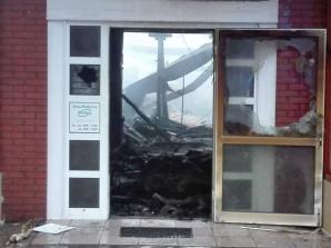 [VIDEO]: Oświadczenie w obliczu tragedii - sklep meblowy po pożarze w Żarach