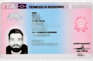 Fałszywe dokumenty pobytowe i unijne certyfikaty COVID na granicy państwa. Zatrzymano czterech obywateli Ukrainy a także dwóch Syryjczyków z fałszywymi włoskimi dokumentami