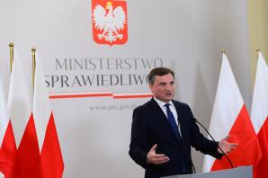 Ministerstwo Sprawiedliwości sprzeciwia się stosowaniu podwójnych standardów wobec Polski