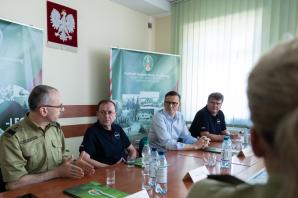 Zakończenie budowy fizycznej części zapory na granicy polsko-białoruskiej – wydarzenie z udziałem kierownictwa MSWiA