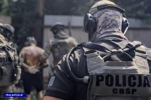 [VIDEO] CBŚP zlikwidowało jedną z największych w Polsce fabryk narkotyków syntetycznych