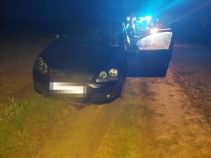 31-latek po narkotykach z narkotykami i z zakazem prowadzenia pojazdów