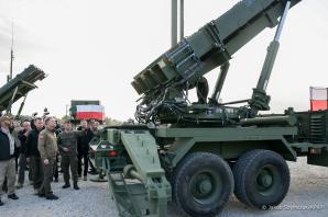  [VIDEO] Najnowocześniejszy na świecie system PATRIOT już w Polsce. Prezentacja z udziałem Prezydenta Andrzeja Dudy Ministra Obrony Narodowej Mariusza Błaszczaka