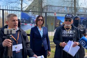 [VIDEO] PATRIOT24 RUTKOWSKI W AKCJI: Agresywna bojówka próbowała zakłócić legalną demonstrację Biura Rutkowski pod Ambasadą Niemiec!
