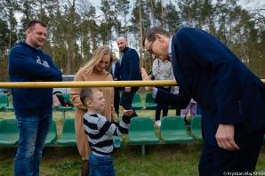 [VIDEO] Premier Mateusz Morawiecki: Stawiamy na zrównoważony rozwój gospodarczy w całaym kraju