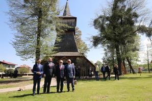 Minister Grzegorz Puda uczestniczył w otwarciu Beskidzkiego Muzeum Rozproszonego diecezji bielsko-żywieckiej