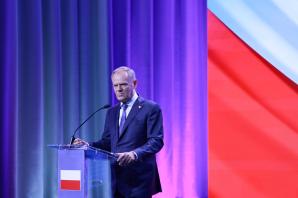 O odpartyjnieniu i powrocie do profesjonalizacji służby zagranicznej mówił Premier Donald Tusk na spotkaniu  z szefami misji dyplomatycznymi i stałymi przedstawicielstwami RP