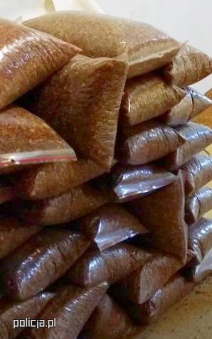 Handlowali bursztynem i biżuterią nie odprowadzając VAT