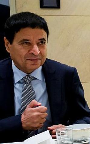 Polsko-katarskie rozmowy polityczne w Warszawie dotyczące stanowiska Kataru wobez kryzysu w Zatoce Perskiej