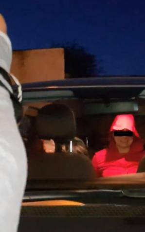 [VIDEO] Brawurowa akcja Rutkowskiego w Chojnicach! Rozbił grupę wyłudzającą milionowe kredyty. Oszukani to emeryci, renciści, pracownicy Szpitala Wojskowego we Wrocławiu. Oszuści przekazani przez Rutkowskiego policji