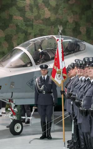 [VIDEO] Para Prezydencka na uroczystości nadania imienia „Bielik” samolotom M-346