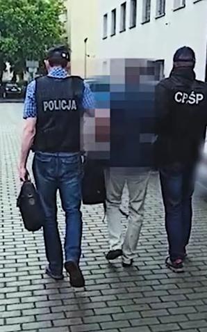 CBŚP zatrzymało 3 podejrzanych o kierowanie zorganizowaną grupą przestępczą. Działalność grupy miała miejsce na terenie Polski, Niemiec i Czech, w latach 2008-2015. 