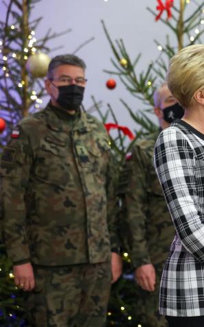 [VIDEO] Spotkanie wigilijne Pary Prezydenckiej z żołnierzami i funkcjonariuszami