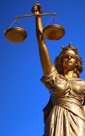 Zatrzymano prezydenta Ostrowca Świętokrzyskiego podejrzanego o korupcję na polecenie prokuratora Śląskiego pionu PZ PK 