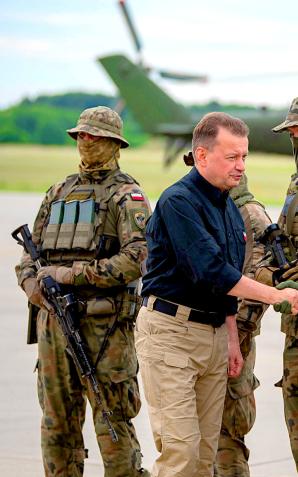 [VIDEO] M. Błaszczak: Prowokacje pokazują, że konieczne jest jeszcze większe wzmocnienie obecności wojskowej na wschodzie Polski