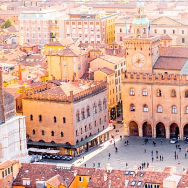 Airport Wrocław: Majówka last minute - Paryż, Londyn, Bolonia