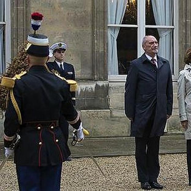 [VIDEO] Minister Macierewicz we Francji rozmawiał o współpracy przemysłów obronnych oraz polityce obronnej Europy