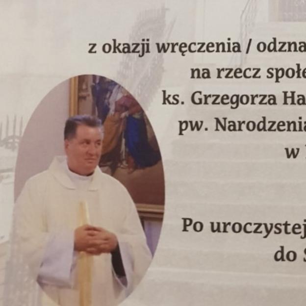 Ksiądz- cmentarny śmieciarz - z honorami?! Prokuratura kończy śledztwo a potencjalnie podejrzany proboszcz Grzegorz Hałas w niedzielę będzie odbierać w kościele gminną nagrodę od wójta Grzegorza Kłębka!