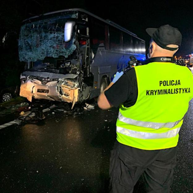 Tragedia na DK 88 w pobliżu węzła Kleszczów. Nie żyje 9 osób