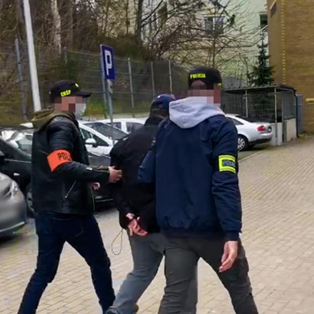 „Łowcy cieni” zatrzymali poszukiwanego 4 listami gończymi