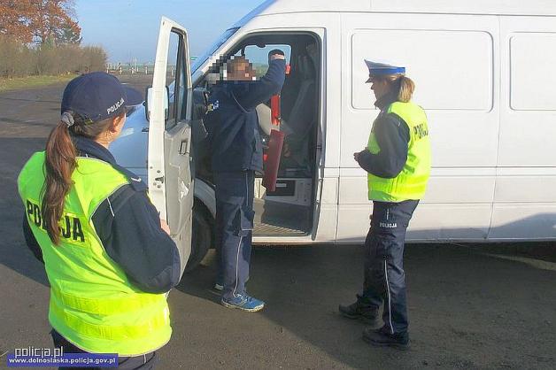 Czy przygotowałeś samochód do zimy? Profilaktyczne działania dolnośląskiej policji