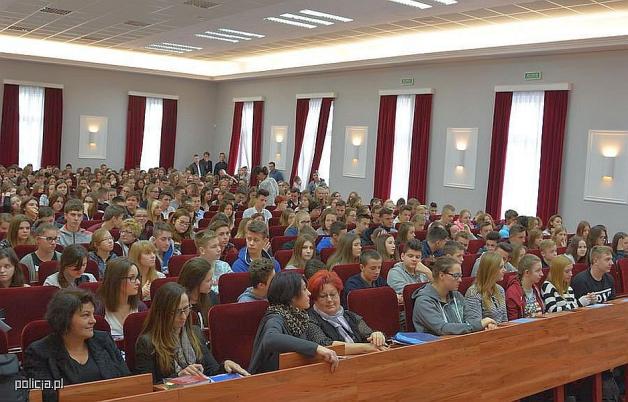 STOP dopalaczom! Sama młodzież musi to zrozumieć!