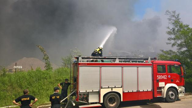 Zmniejszenie zanieczyszczenia powietrza po pożarze składowiska śmieci w Zgierzu