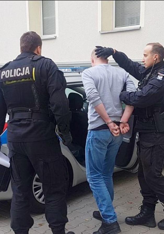 [VIDEO] Policjanci dorwali narkomana, który potrącił w Zielonej Górze 17-latkę!