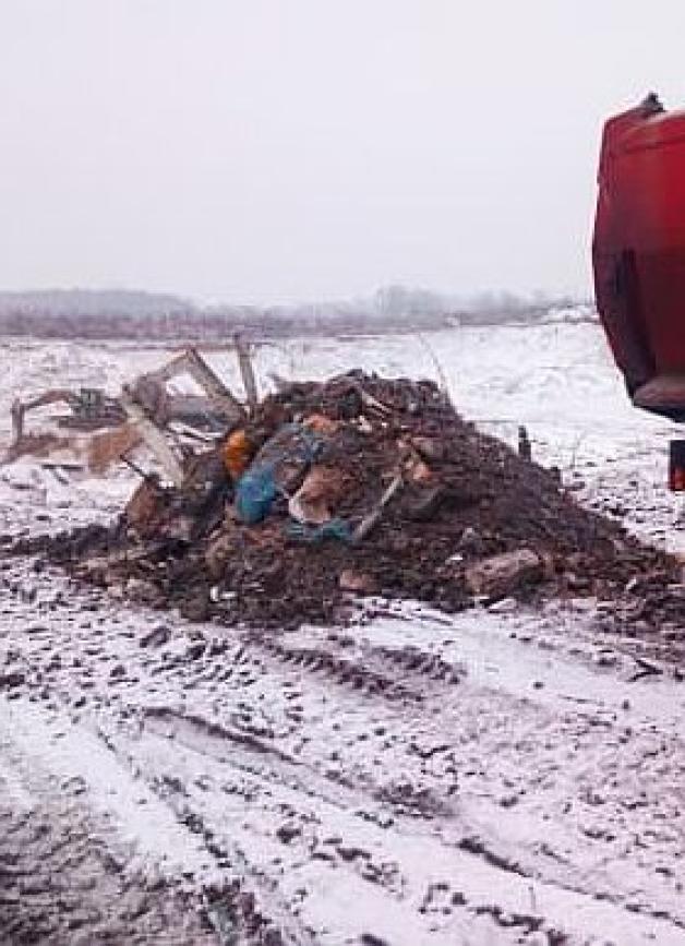 Policjanci zatrzymali właścicielkę firmy gospodarującej odpadami - skierowano wniosek o jej tymczasowe aresztowanie