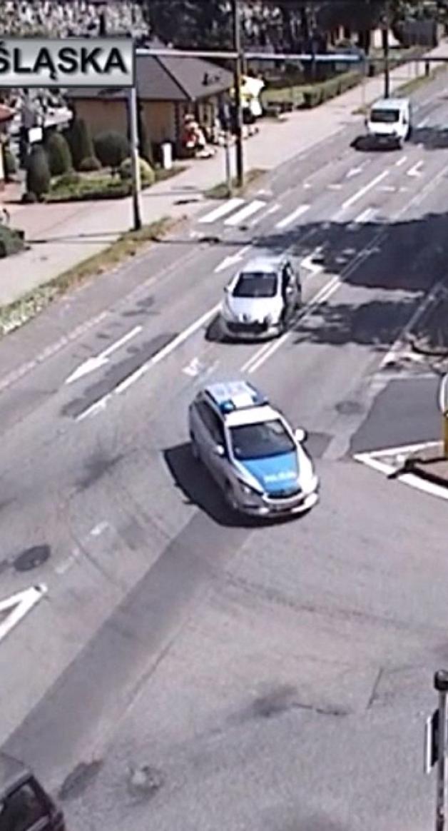 [VIDEO] Policjanci pilotowali rodzącą kobietę do szpitala