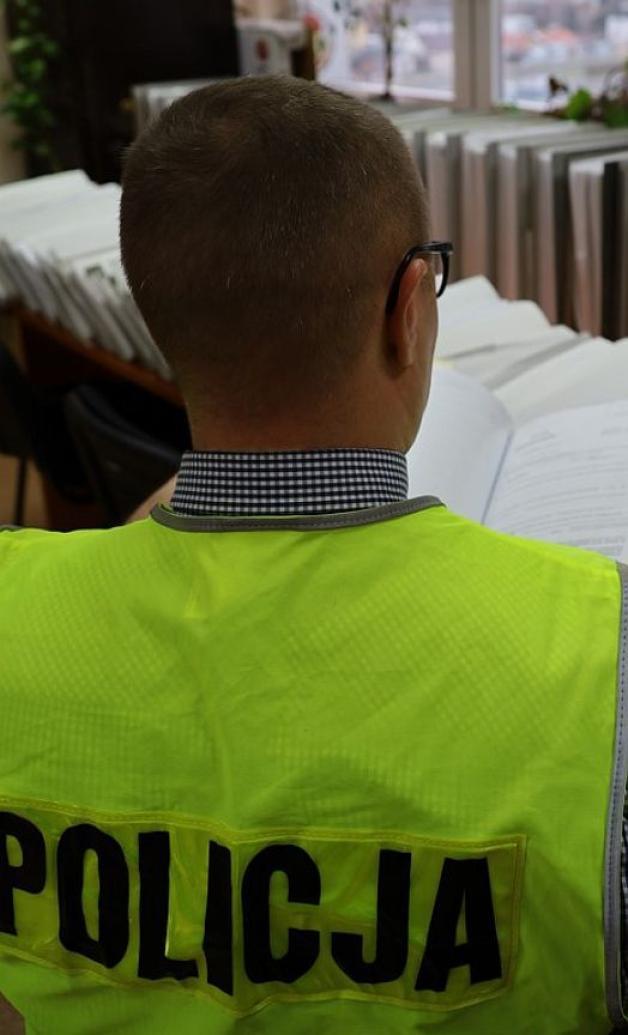 Oszukali ponad 5700 osób z terenu całego kraju - zarzuty usłyszało czterech mężczyzn