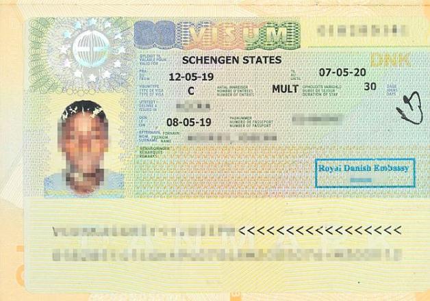 Fałszywa duńska wiza i stemple. Obywatel Ghany nie wjechał z Ukrainy do Polski. I nie dojechał do Holandii