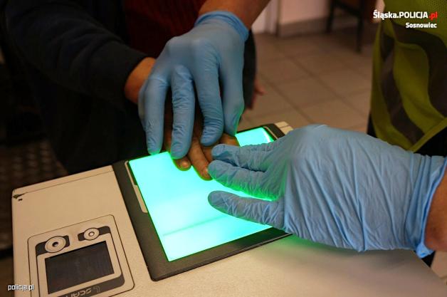 Gwałciciel zatrzymany po latach dzięki śladom DNA