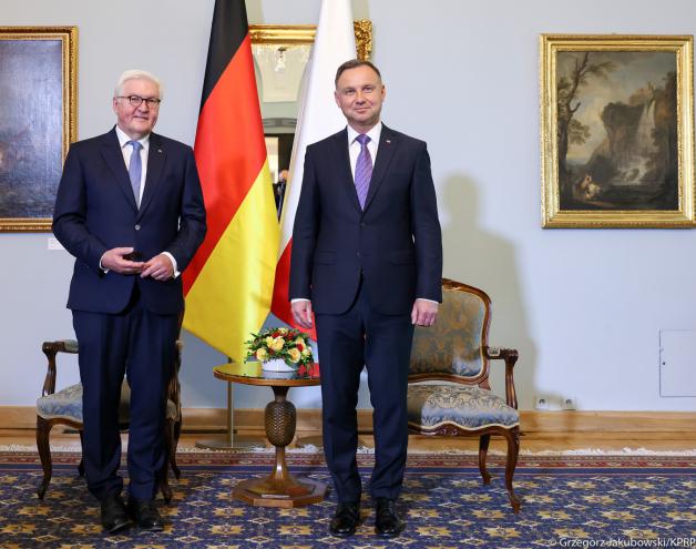 Dziś spotkanie Prezydentów Polski i Niemiec. Będą konsultacje na temat sytuacji na Ukrainie. Po spotkaniu Prezydent Duda uda się do Rzeszowa na spotkanie z przywódcami Litwy, Łotwy i Estonii 