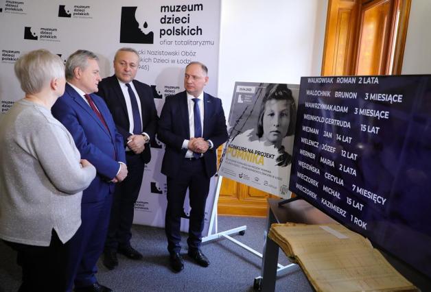 Minister kultury i dziedzictwa narodowego prof. Piotr Gliński ogłosił konkurs na budowę pomnika dzieci polskich – ofiar niemieckich zbrodni