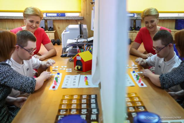 Pierwsza Dama z wizytą w Zespole Szkół Specjalnych im. ks. Jana Twardowskiego w Grójcu