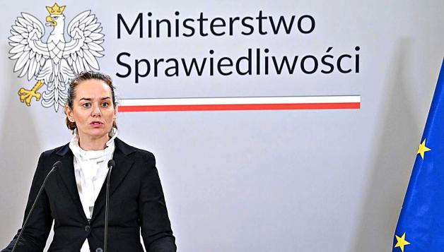 Pani Wiceminister Sprawiedliwości Maria Ejchart o doprowadzeniu do zakładu karnego byłych ministrów: Mariusza Kamińskiego i Macieja Wąsika.